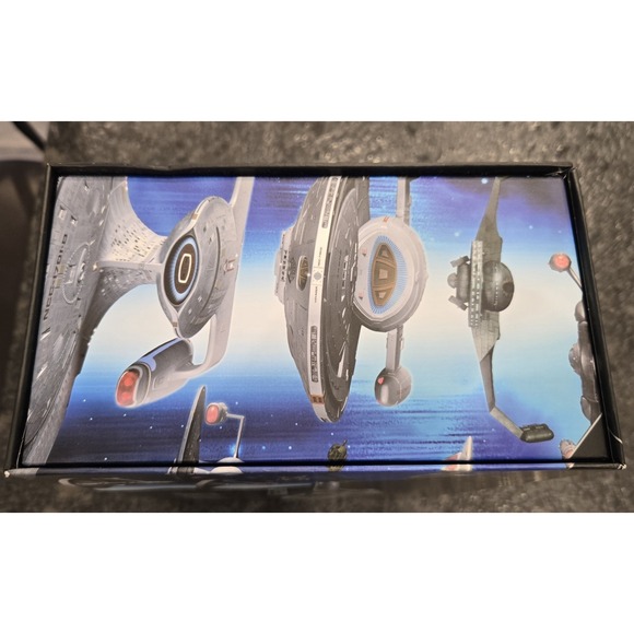 EAGLEMOSS STAR TREK TOS ORIGINAL SERIES USS ENTERPRISE NCC-1701 w/MAGAZINE‎ - Picture 5 of 10